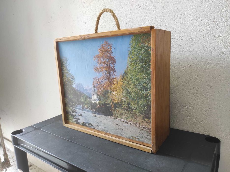 Caixa de vinhos antiga