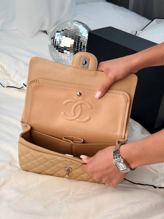 Сумка Chanel Classic Flap 25 Caviar Hardware бежева