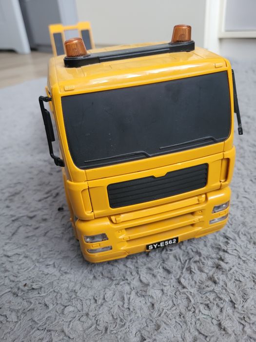 autolaweta  rc ciężarówka  pilot akumulatory  83cm długości
