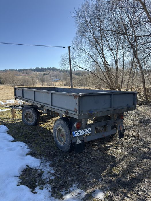 Przyczepa dwuosiowa, kiper