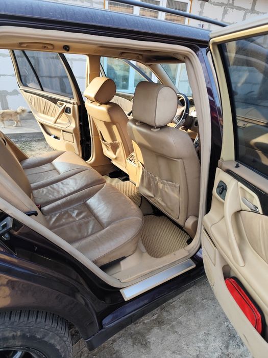 Продам Mercedes 210