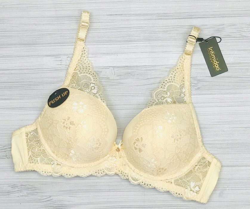 intimidao 80c biustonosz duży push-up powiększa biust