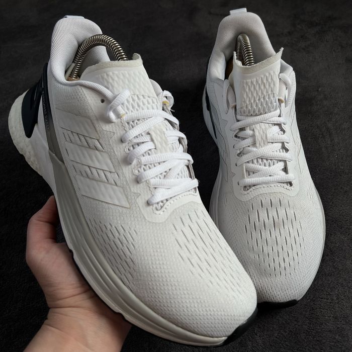 Чоловічі кросівки Adidas response super. Р. 41.