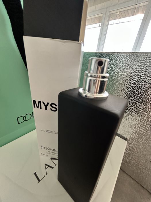 MYSLF YvesSaintLaurent Le Perfum