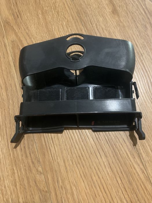 Корпус направлении воздуха (левый) w213 MB