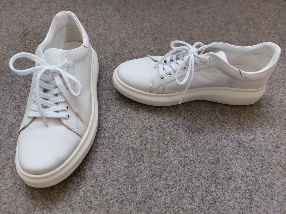 Sneakersy Lasocki skóra 40