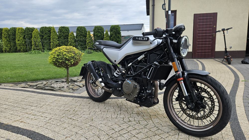 Husgvarna Vilpen 401  32KW 9tyskm 2021r zarejestrowany w kraju
