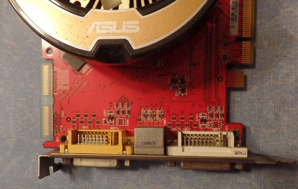 ASUS EAH3850 Graphics Card64751448238466121