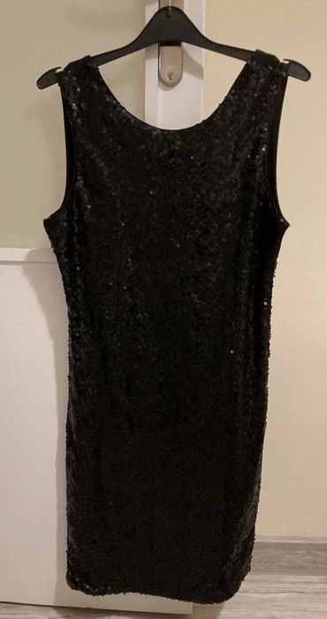 Sukienka z cekinami Vero Moda