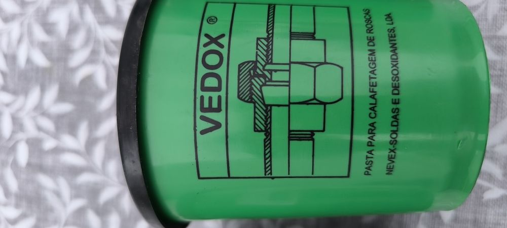 Massa Vedox para roscas