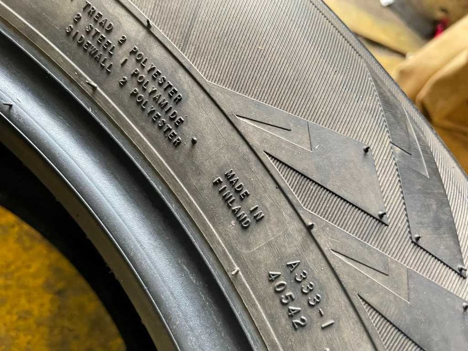235/55 R17 Nokian weatherproof 2шт