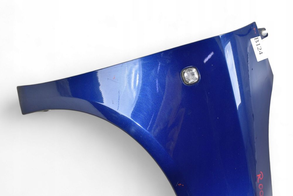 Błotnik Prawy SKODA FABIA II ROOMSTER 1.4TDI 09r LF5Q