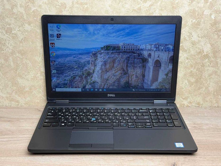 Игровой Dell Latitude 5591 i5-8400h NVIDIA 2GB GDDR5/SSD500/16GB DDR4