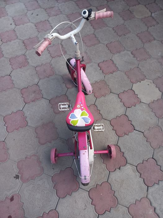 Дитячий велосипет.