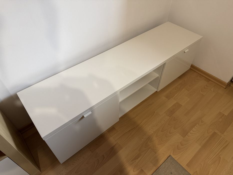 Szafka RTV TV BYÅS Ikea połysk biały 160x42x45 cm