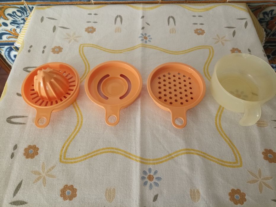 Espremedor de citrinos Tupperware