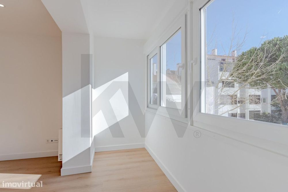 Apartamento em Cascais - Bicuda junto a comércio e a 5 min de carro do