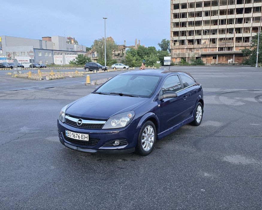 Продам Opel Astra H  в отличном состоянии