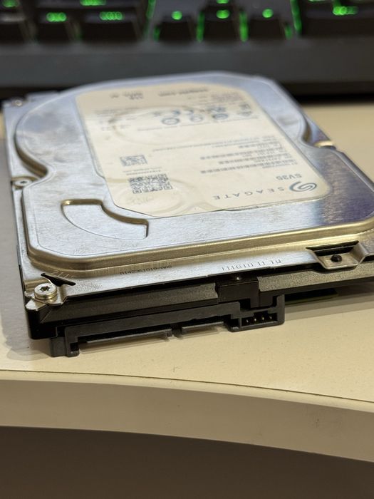 Жорсткий диск Seagate SkyHawk 1tb 7200 об/хв,SATA III