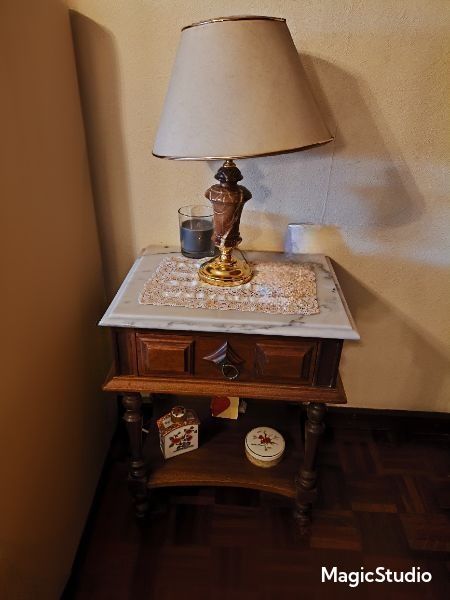 Cómoda  e mesinhas de cabeceira