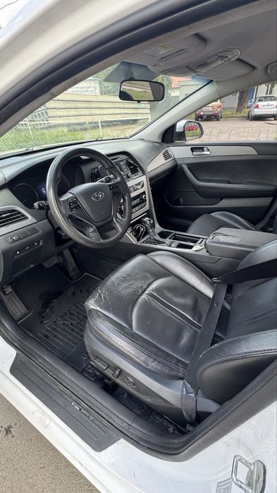 Hyundai sonata 2016