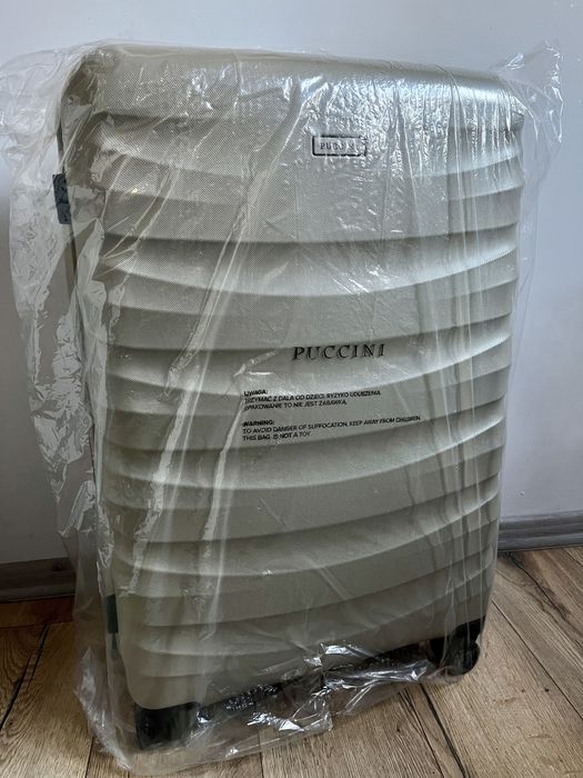 Walizka Puccini Valencia Collection Nowa