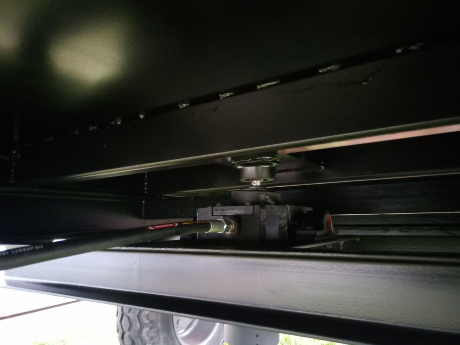 Przyczepa wywrotka 3 strony