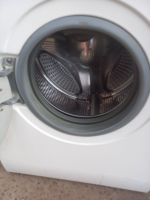 Продам пралку з баком