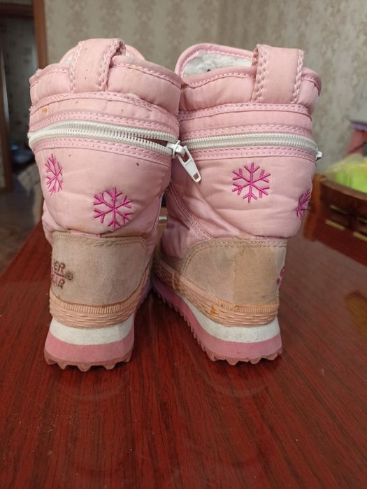 Зимові чобітки для дівчинки