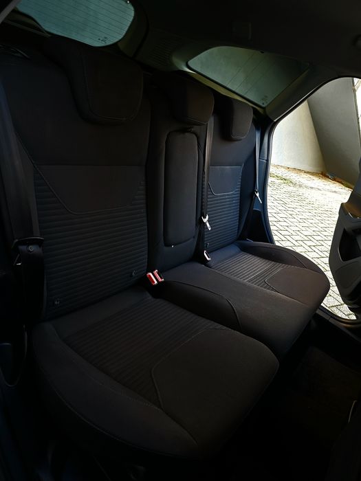 Ford Focus TITANIUM 1.5TDCI 120CV CX6- Excepcional