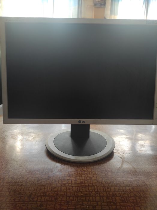 Монітор LG Не робочий