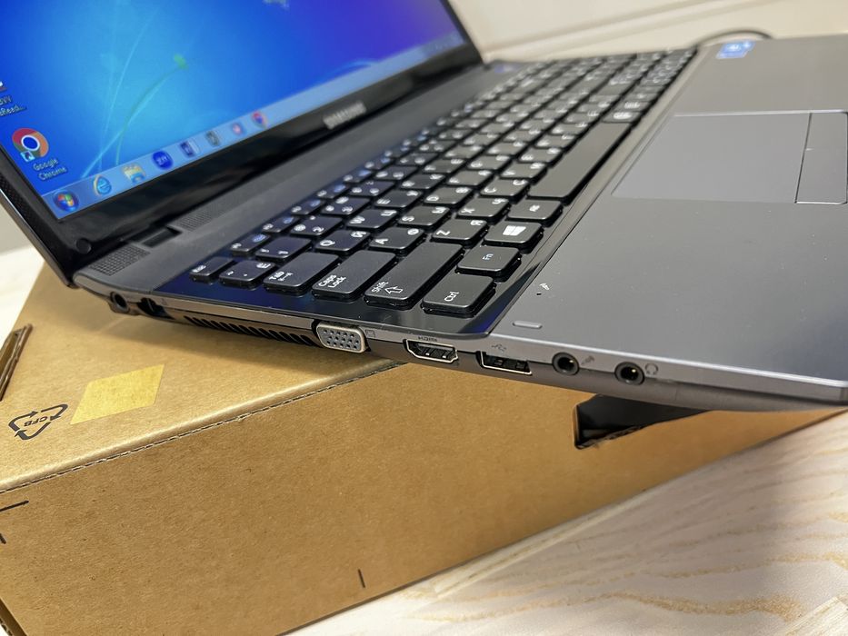 Ноутбук Samsung NP300E5Х на запчастини