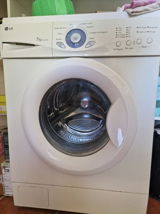 Máquina de roupa LG