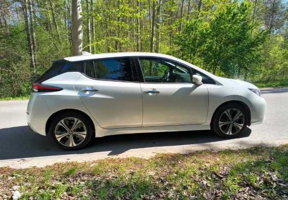 Бампер Nissan Leaf 2 Розборка Ніссан Ліф 2 Запчастини до Nissan Leaf 2 Рест