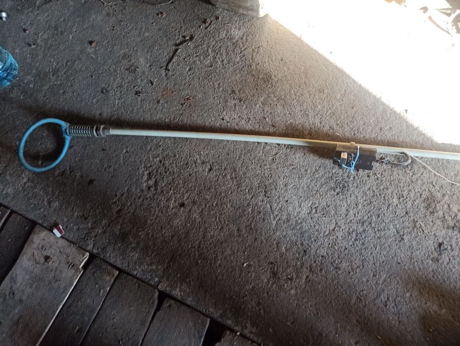 Метало шукач  щє е оддельно антенка