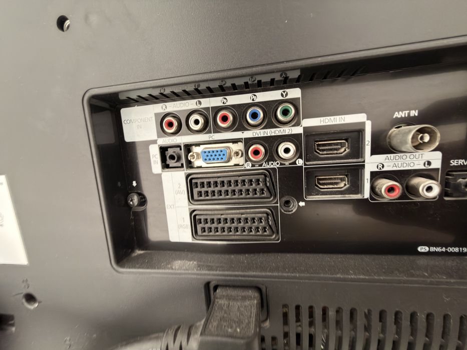 Телевизор Samsung 32 дюйма