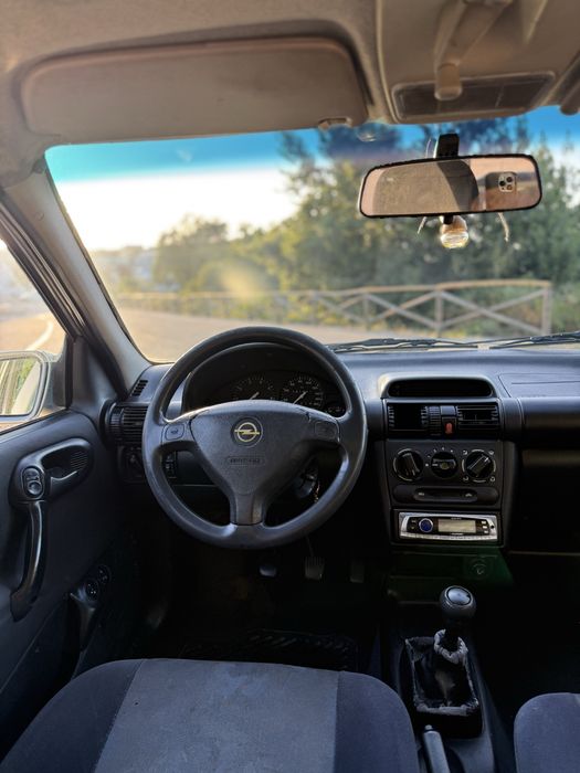 Opel Corsa B Gasolina
