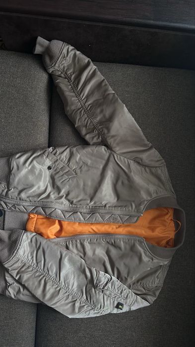 Куртка Alpha Industries жіноча