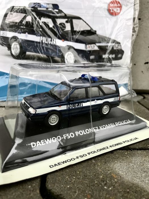 Kolekcjonerski POLONEZ KOMBI PLUS „Policja”-auta PRL,legendy FSO
