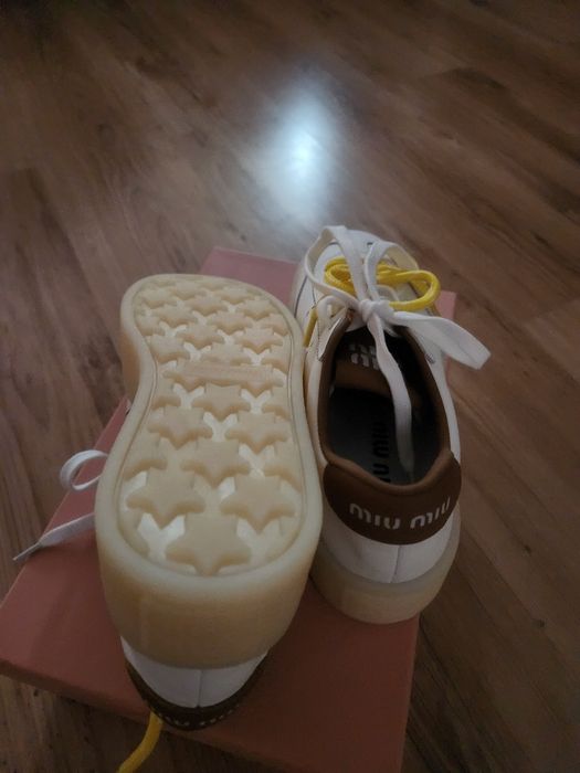 Skorzane buty rozmiar37 miu miu