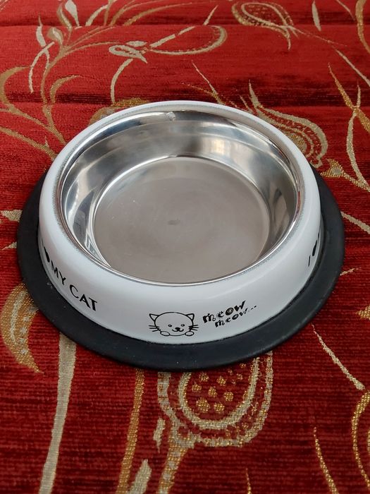 Nowe Miska dla kota z gumową wyściółką