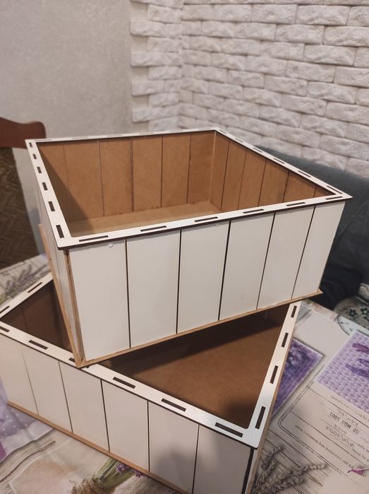 Коробки для квітів. Упаковка для квітів.