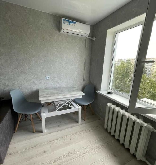 Продам двокімнатну квартиру з РЕМОНТОМ на КАЛИНОВІЙ (711624)