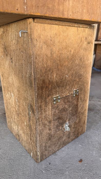 Ninhos para aves de medio porte