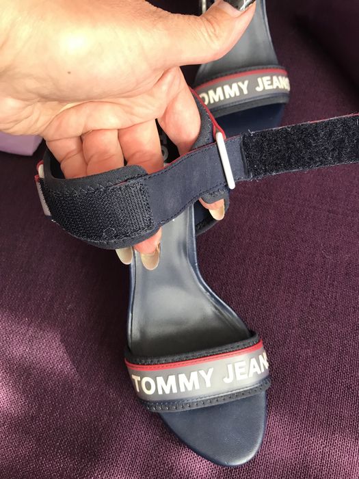 Босоножки Tommy Jeans,стиль,комфорт