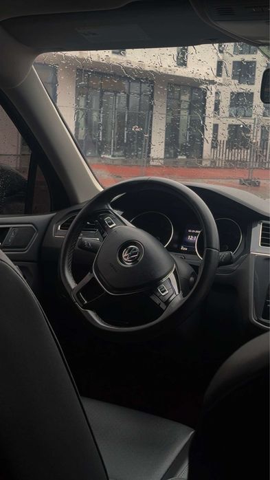 VOLKSWAGEN TIGUAN 2021 VIN 3VV3B7AXXMM096199 фото оголошення 9 з 11