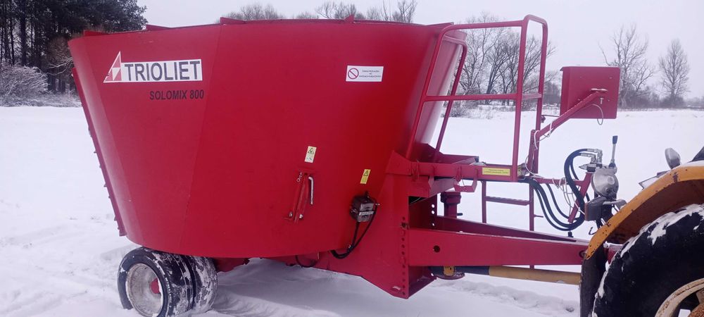 Paszowóz troliet 8m³ wys 2.40