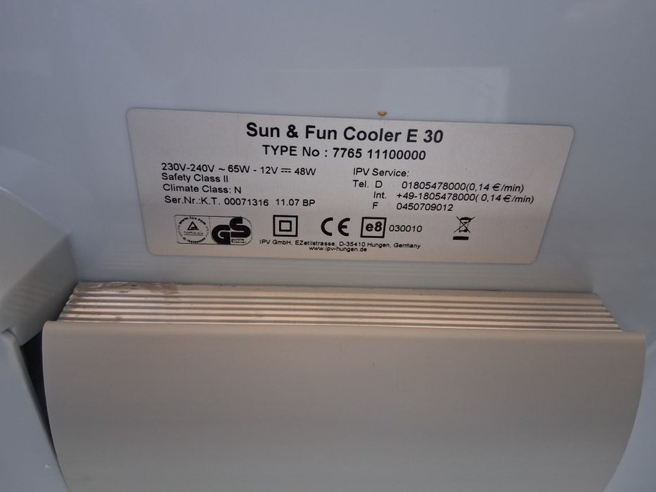 Geleira eléctrica portátil