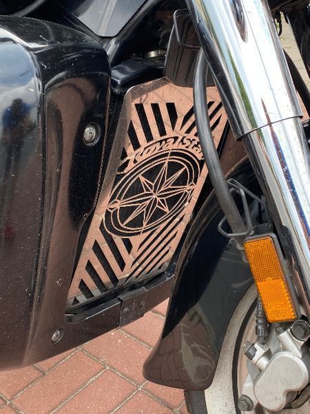 Osłona chłodnicy Yamaha xvz1300 Venture midnighstar
