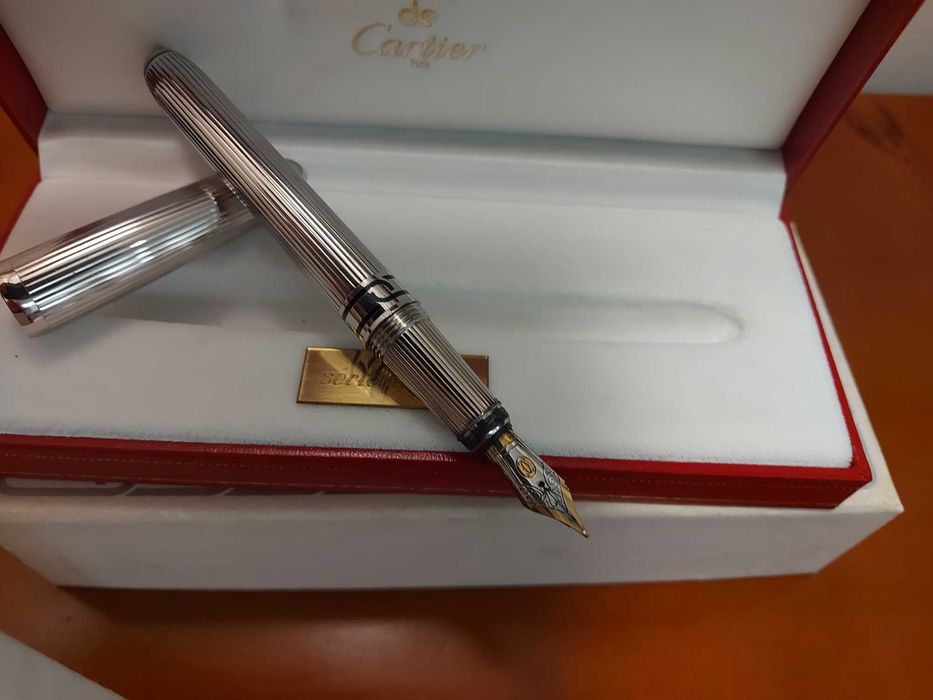 Uma linda Caneta Cartier